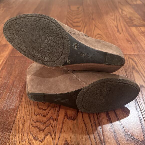 Vince Camuto Melisa Women 8 Beige Tan Leather Suede Wedge Heel Ankle Booties - Picture 12 of 13